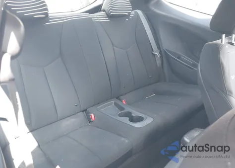 2013 Hyundai Veloster Base W/Black z USA, uszkodzony, nr VIN KMHTC6AD4DU173426